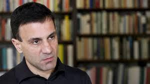 Αποτέλεσμα εικόνας για κώστας λαπαβίτσας