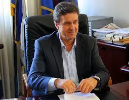 Αποτέλεσμα εικόνας για Δημήτρης Μπινος εκτός εαυτού