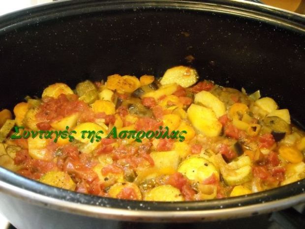 photo: Ξανθή Μπαξεβάνη