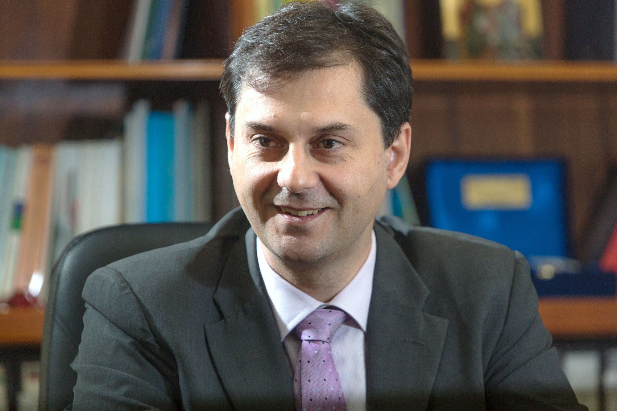 Αποτέλεσμα εικόνας για Χάρης Θεοχάρης